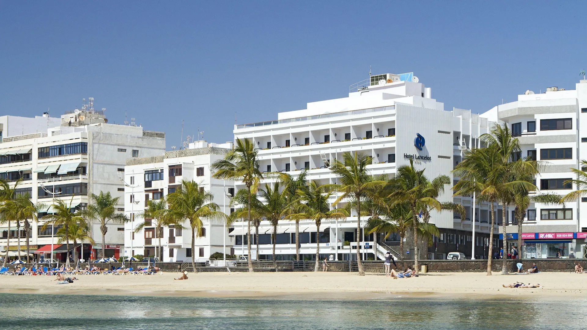 4 Hoteles de Diseño Excepcional cerca de Luna Records en Lanzarote