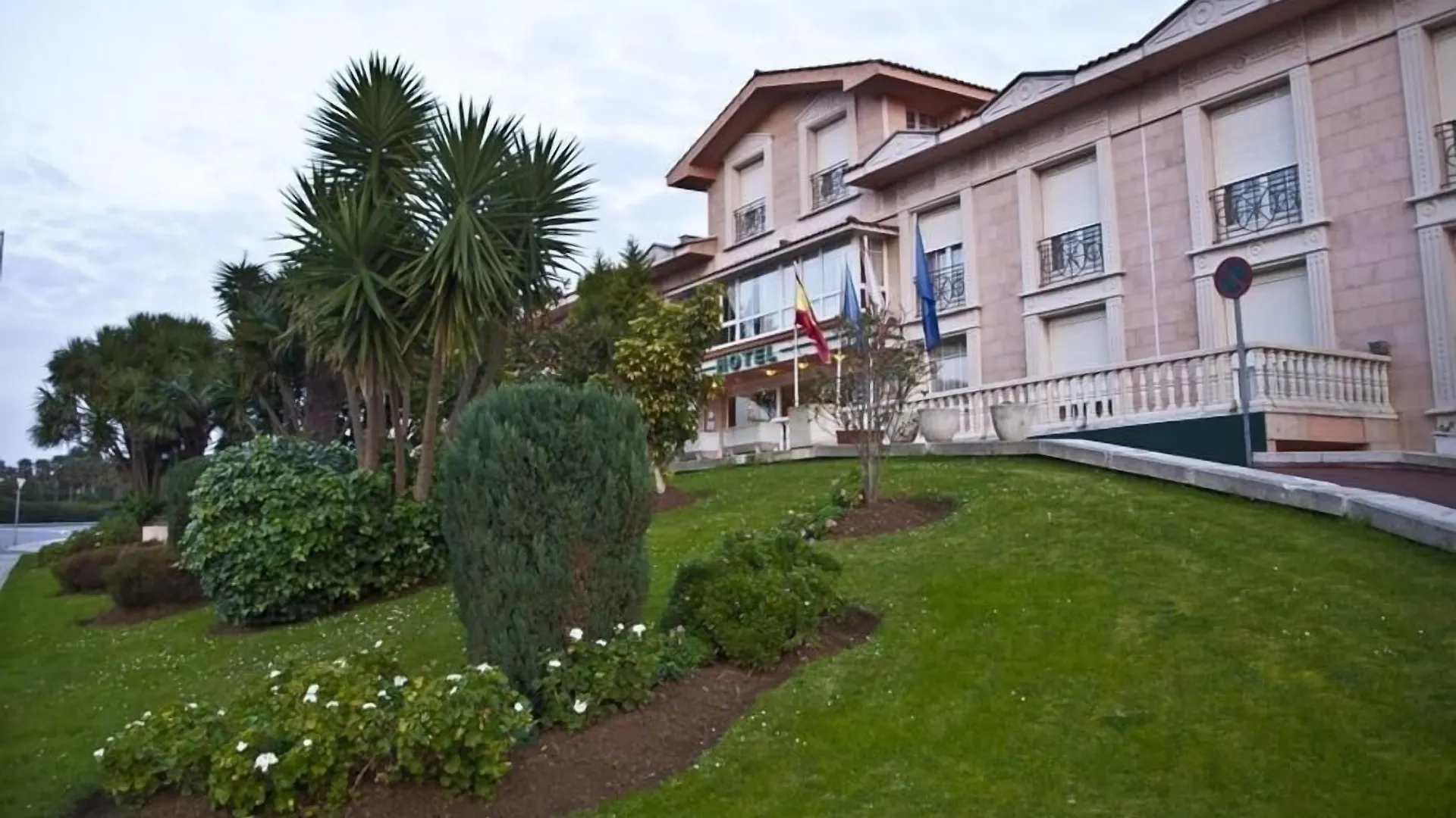 4 Hoteles Cerca del Paseo de Begoña en Gijón
